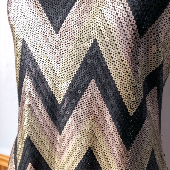 Sequins Golden Sleeveless Bodycon Cocktail Dress - Picture 6 of 8